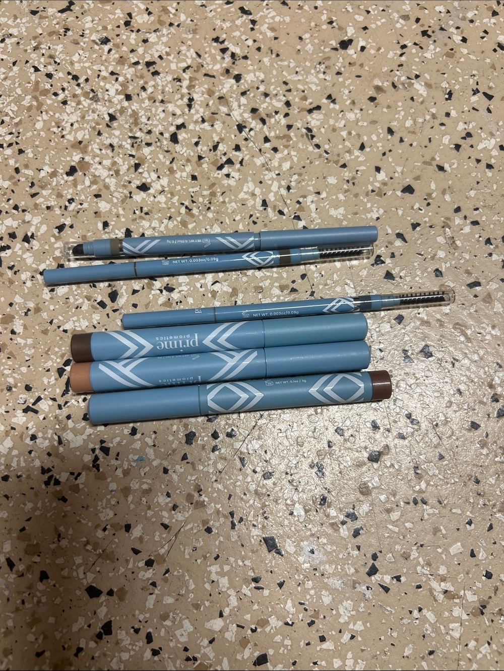 PRIME PROMETICS BRIGHTENER/ Brow pencils